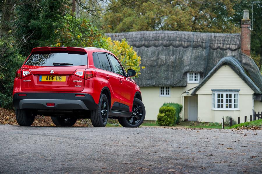  Suzuki Vitara S 2015 года  (UK) (фото 15 из 42)